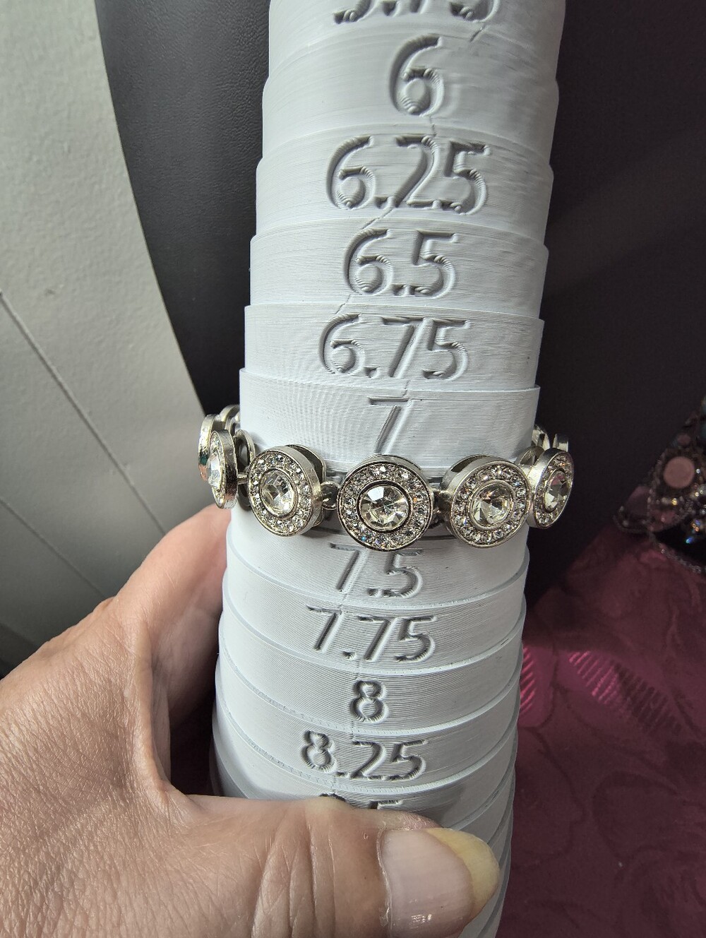 Sparkling Clear Crystal Rhinestone Halo Silver Tone Statement Bracelet 8 Inch - Picture 10 of 12